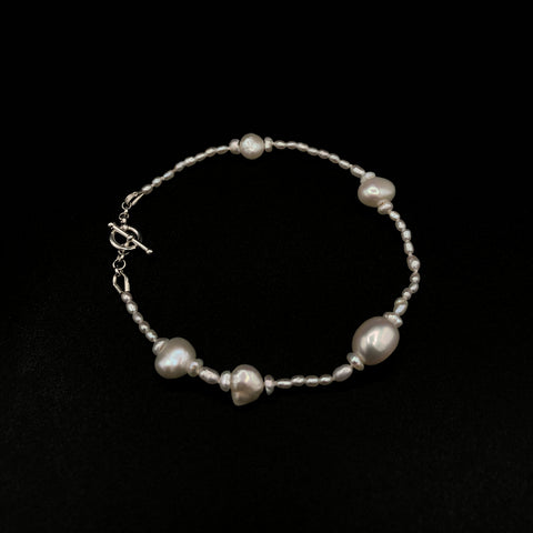 Rice N' Baroque Pearl I | Bracelet