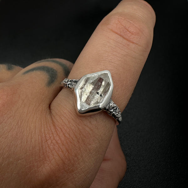 Bague en Quartz Herkimer et Texture XI | Bague