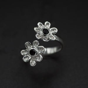 Bague Spinelle noire Flower Duet